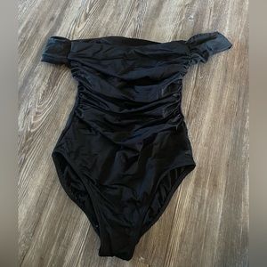 Women’s Ruffled Off the Shoulder One Piece- Size 6